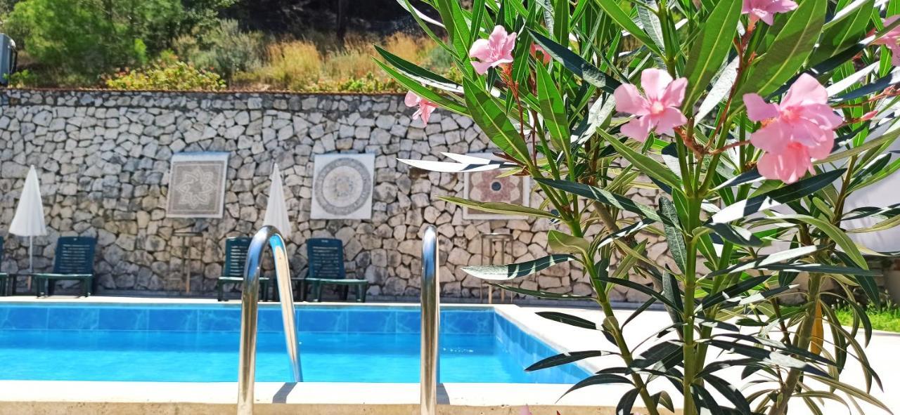 Swiss Eviniz Hotel (Adults Only) Adrasan Buitenkant foto